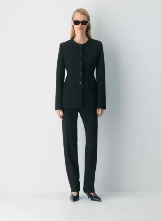 Broker-Hose – (Re)ssential