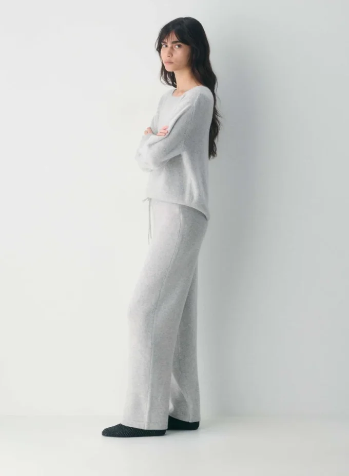 Essential Cashmere Hose mit hoher Taille und weitem Bein Essential Cashmere Hose mit hoher Taille und weitem Bein
