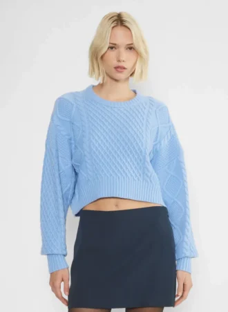 peggy cropped sweater 2 330x451 - Peggy Cropped Sweater