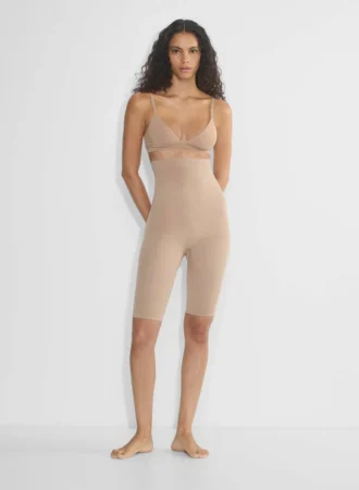 ShapeEnhance™ Nahtlose Super-High-Rise-Shorts