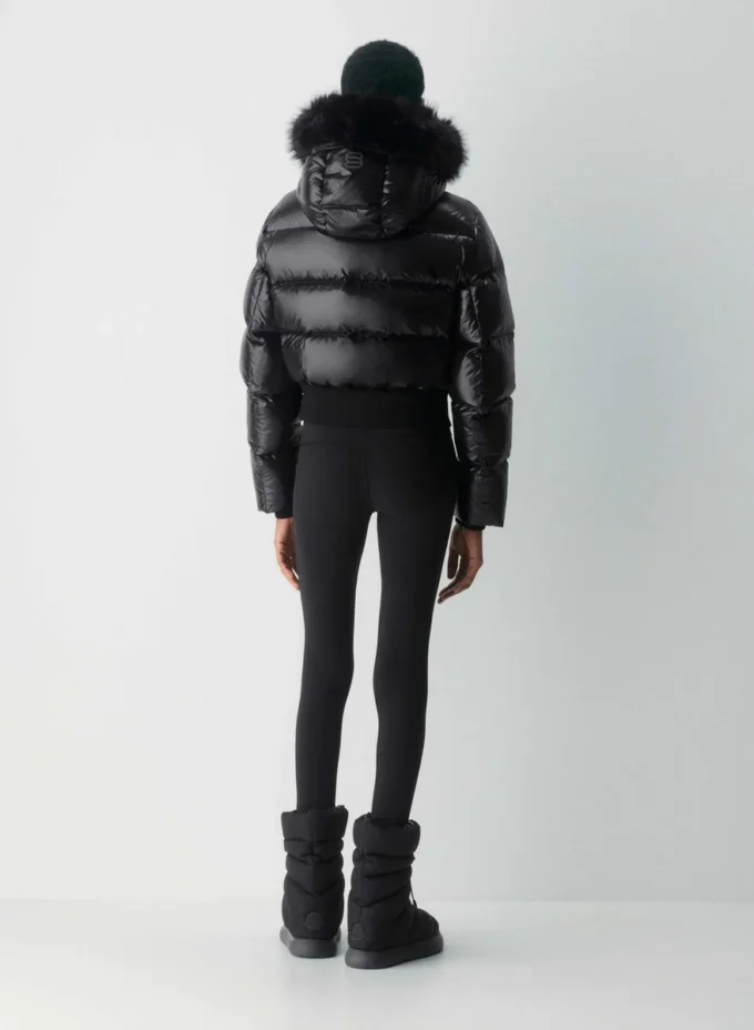 The Super Chalet Puff™ – Hi-Gloss